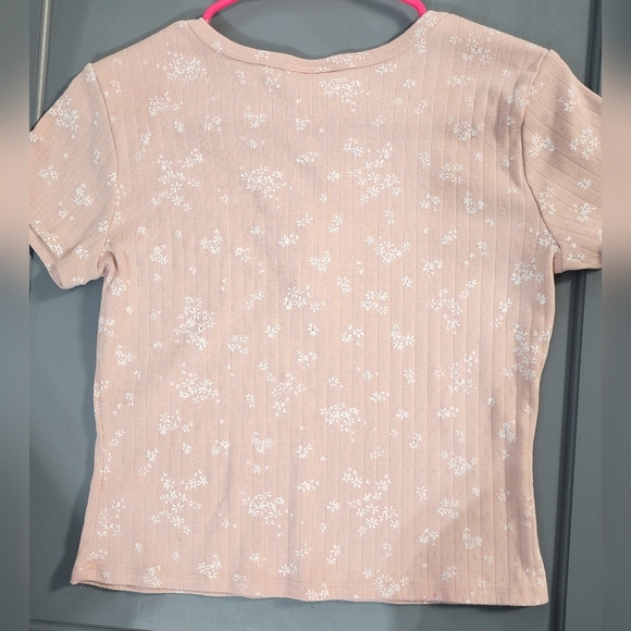 SO TOP SIZE L JUNIORS 1 FREE GUESS SHIRT - Picture 3 of 10